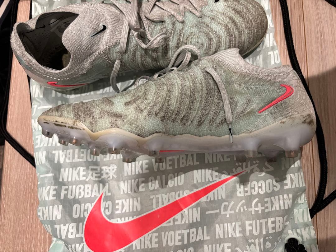 nike ファントムgx2 ag トップモデル