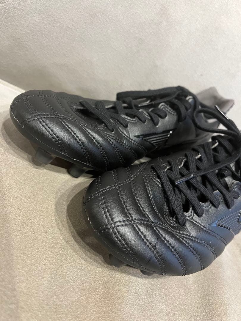 極美品　MIZUNO モナルシーダ ネオ2 ジャパン　24.0