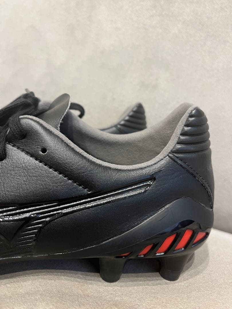 極美品　MIZUNO モナルシーダ ネオ2 ジャパン　24.0