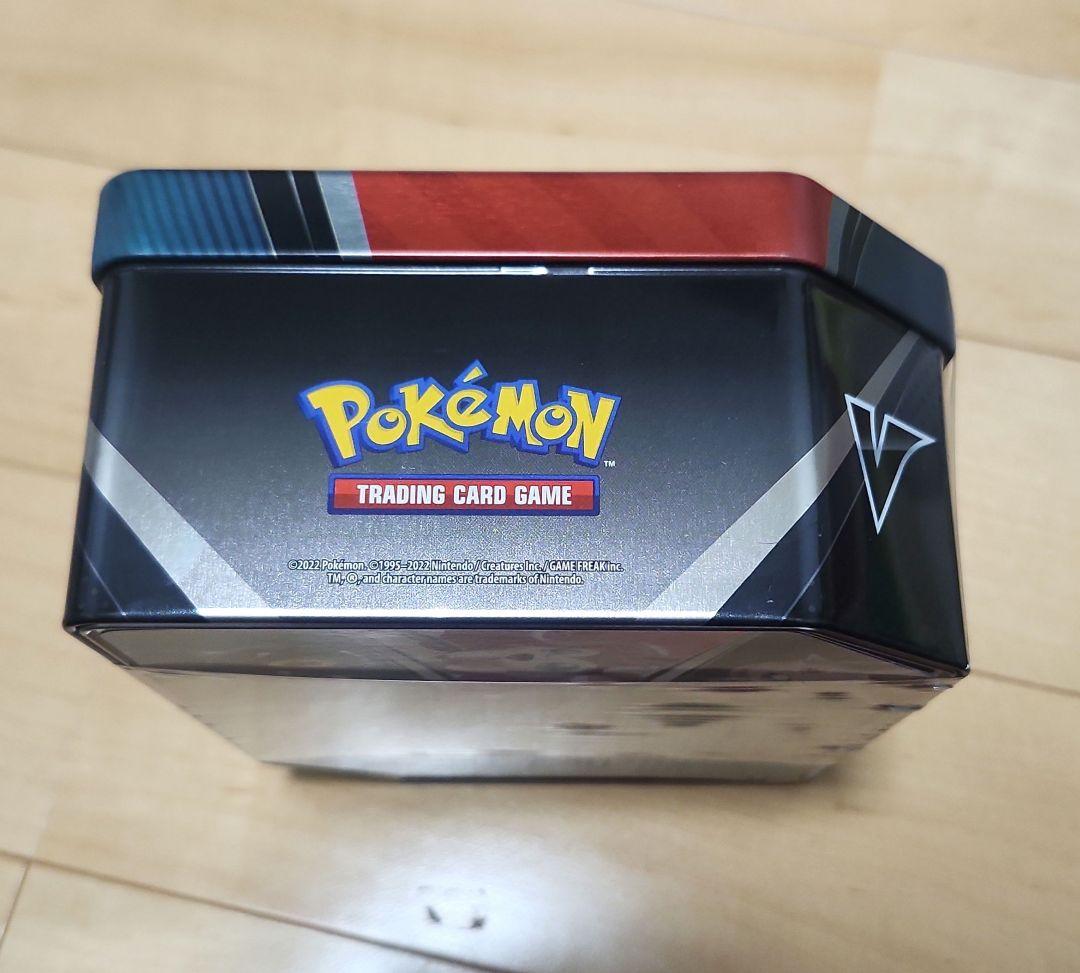 英語版ポケモンカード　tin缶　ブラッキー