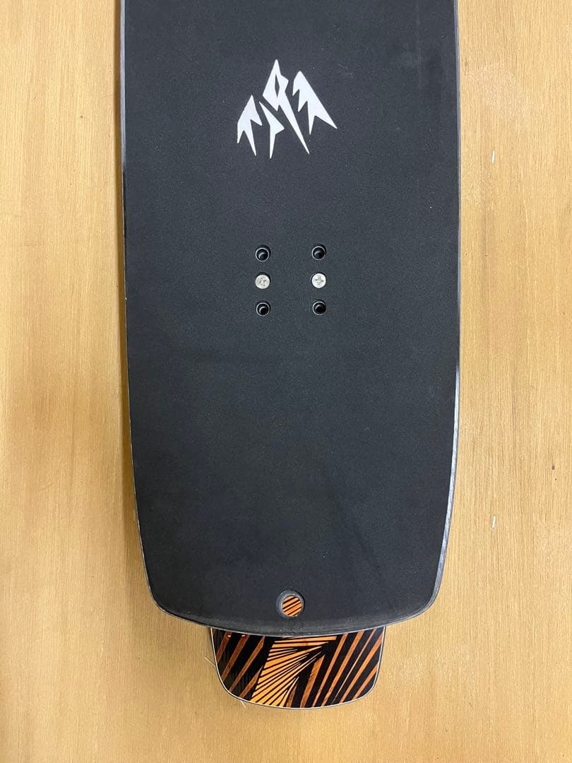 新品、未使用Jones board  skate スノースケート