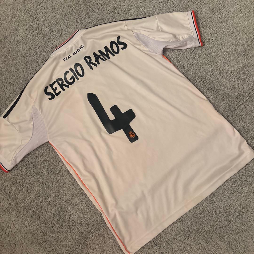 レアルマドリード 13/14 ホームユニ #4 SERGIO RAMOS