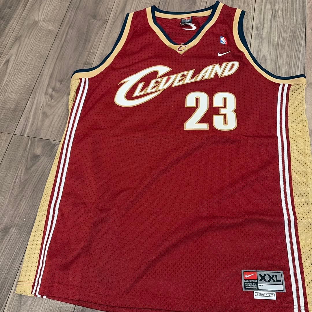 ユニフォームジャージ LeBron James レブロンジェームズ　NIKE
