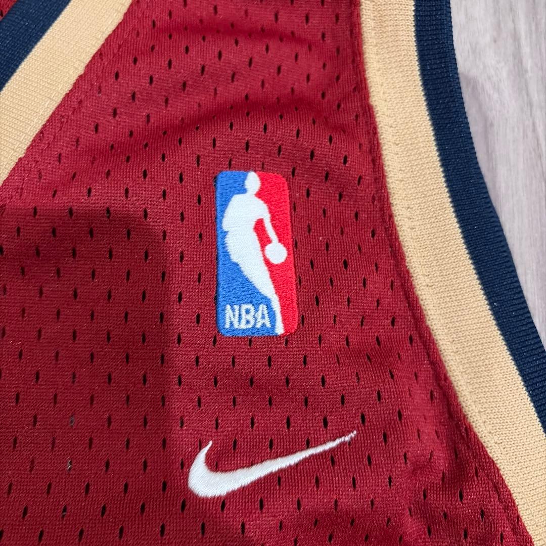 ユニフォームジャージ LeBron James レブロンジェームズ　NIKE