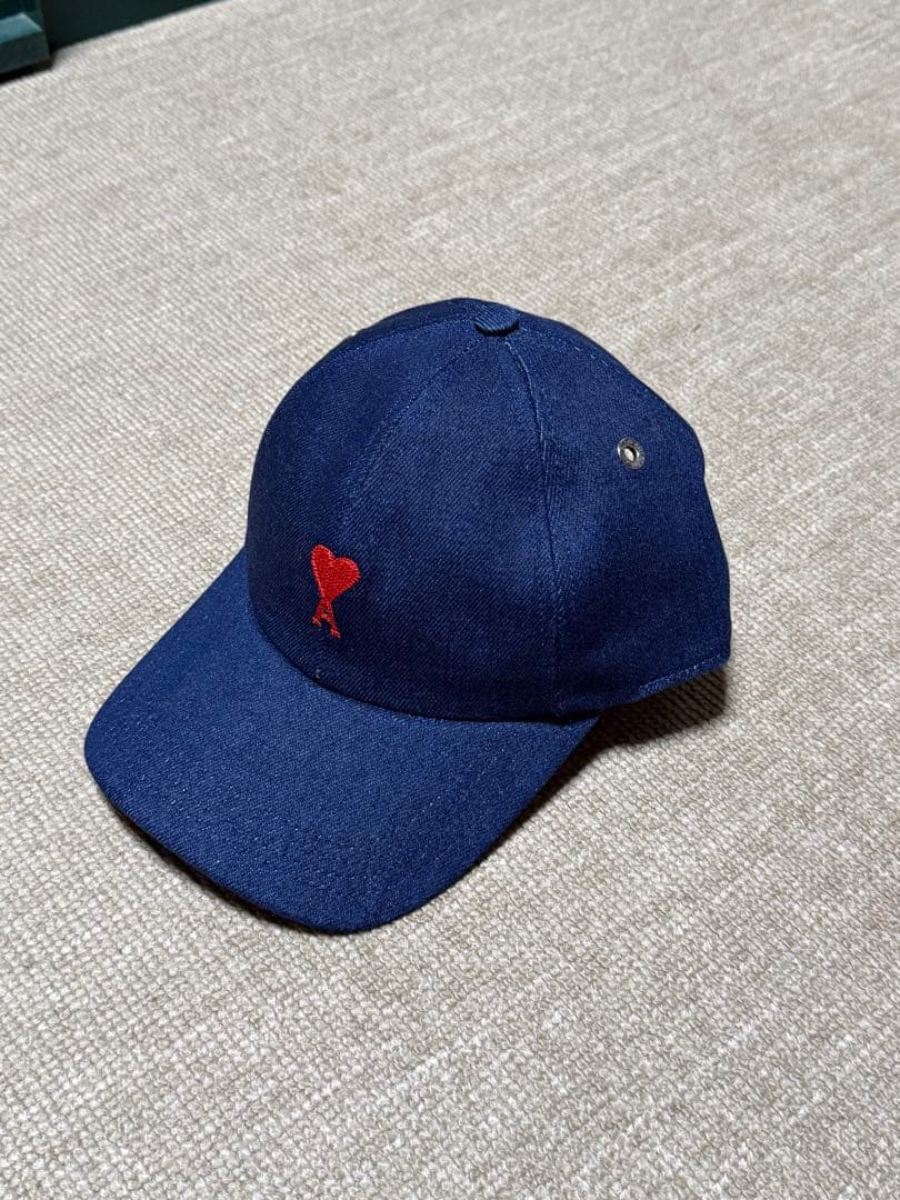 AMI PARIS　キャップ　デニム素材