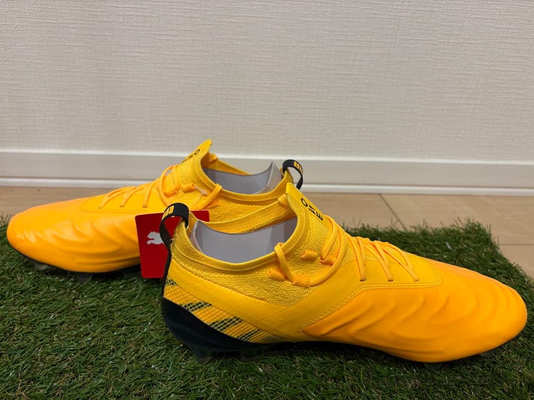 PUMA ONE イエロー サッカーシューズ