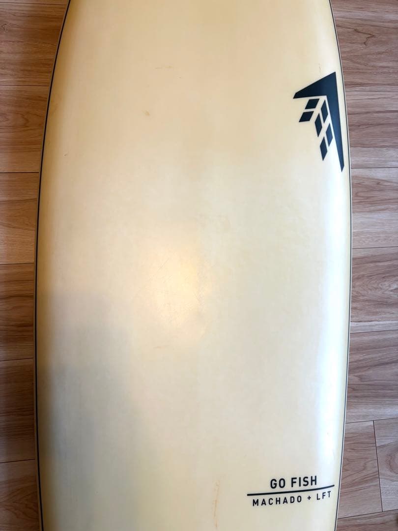 【トリス】フィン付　FIREWIRE GO FISH 5'7 ロブマチャド