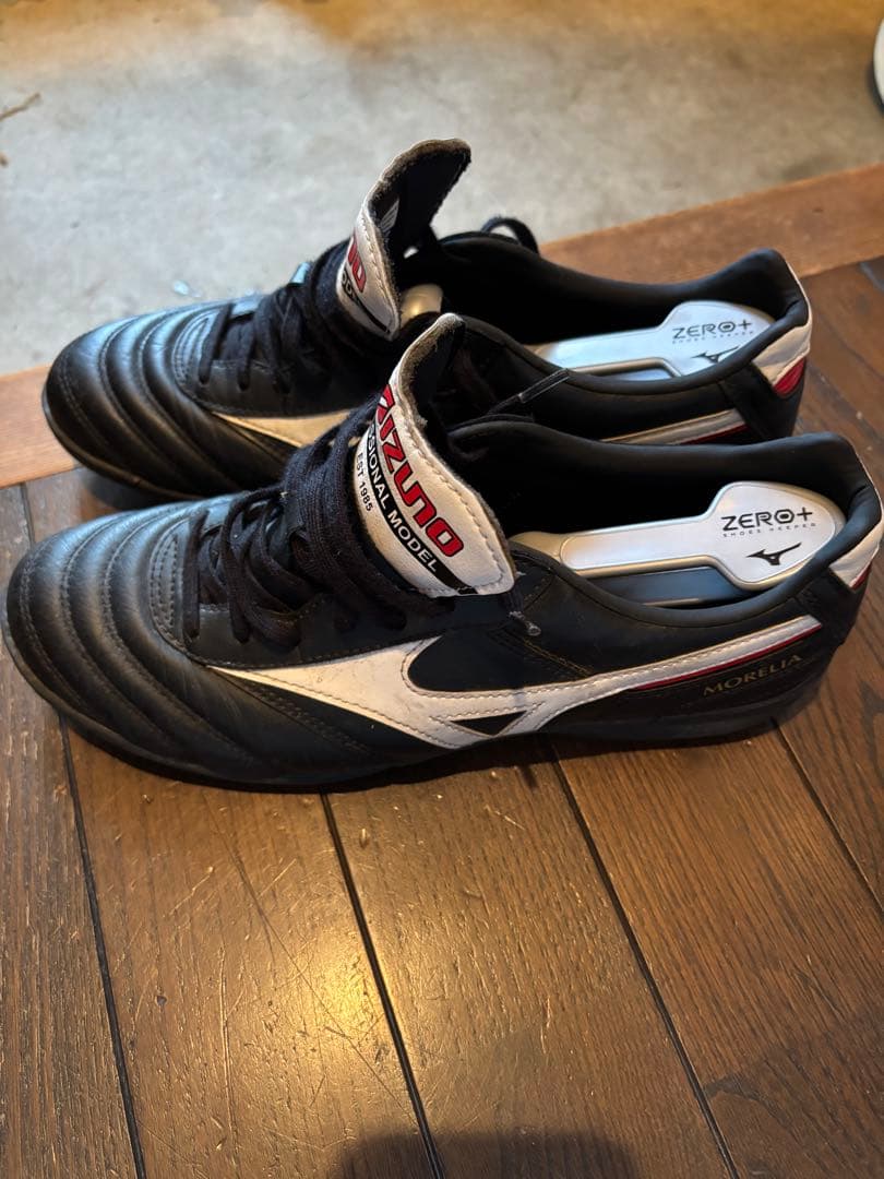 Mizuno モレリア　フットサルシューズ　25.5 人工芝用