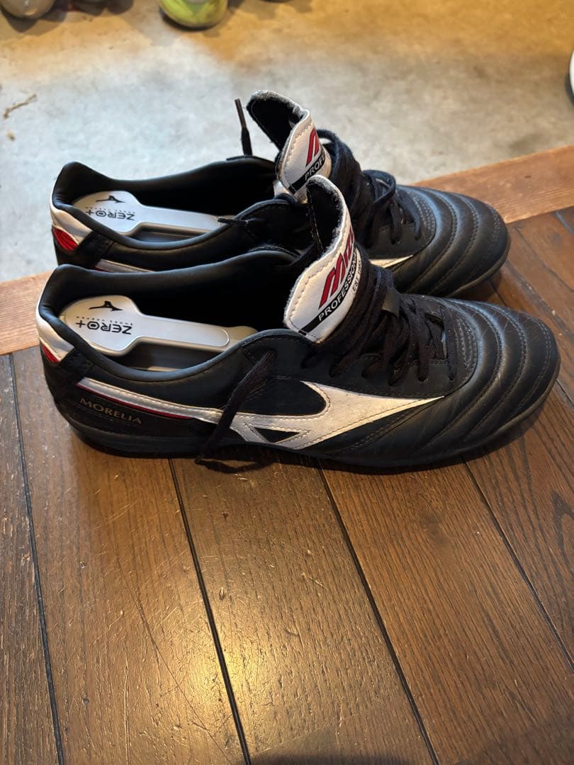 Mizuno モレリア　フットサルシューズ　25.5 人工芝用