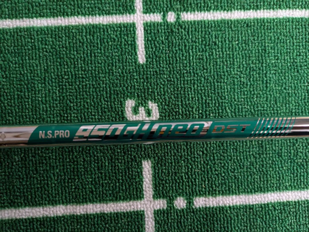 Srixon ZX4 4番アイアン