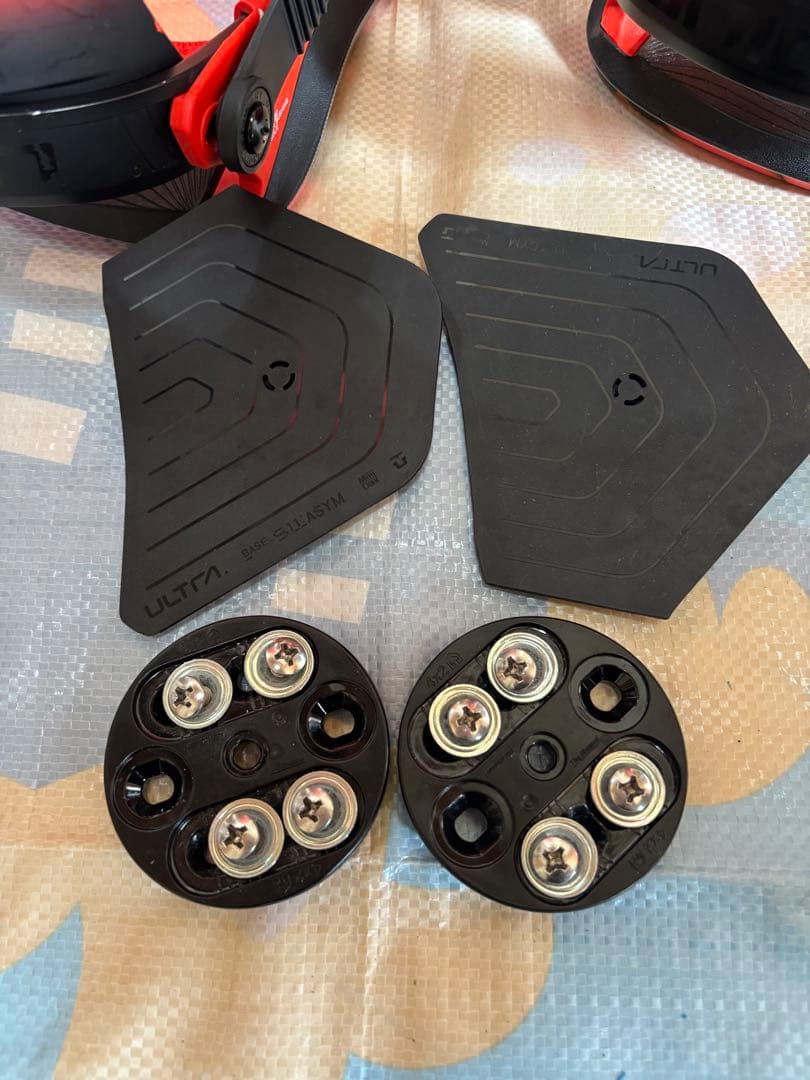 UNION ULTRA 23-24 Mサイズビンディング レッド　CROOJA