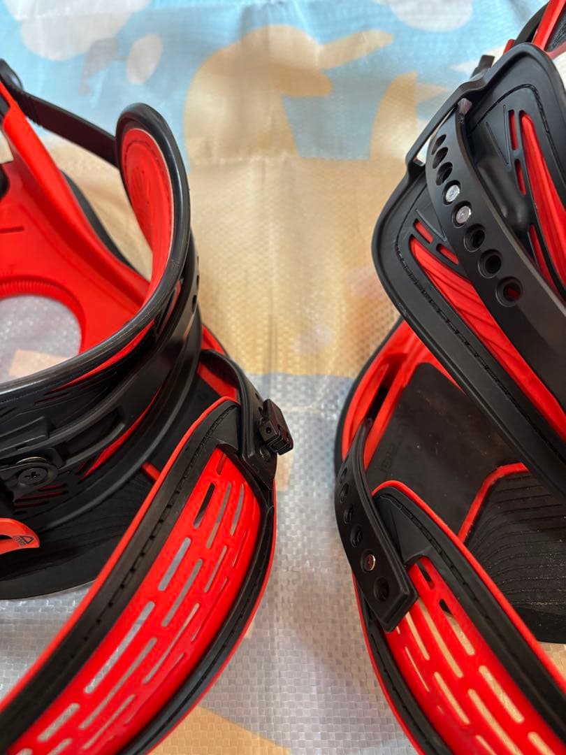 UNION ULTRA 23-24 Mサイズビンディング レッド　CROOJA