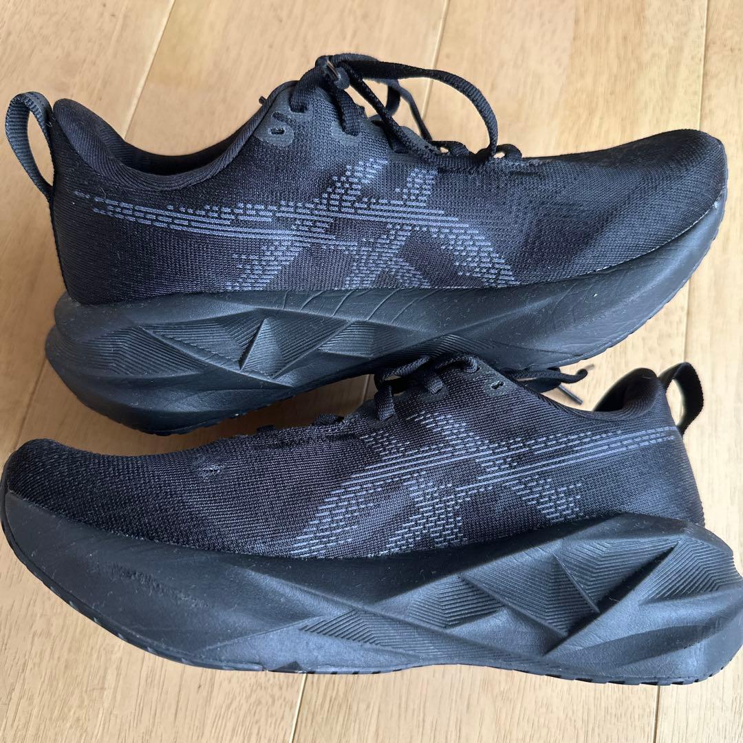 ASICS NOVABLAST 5 ノバブラスト5 24.0cmレディース