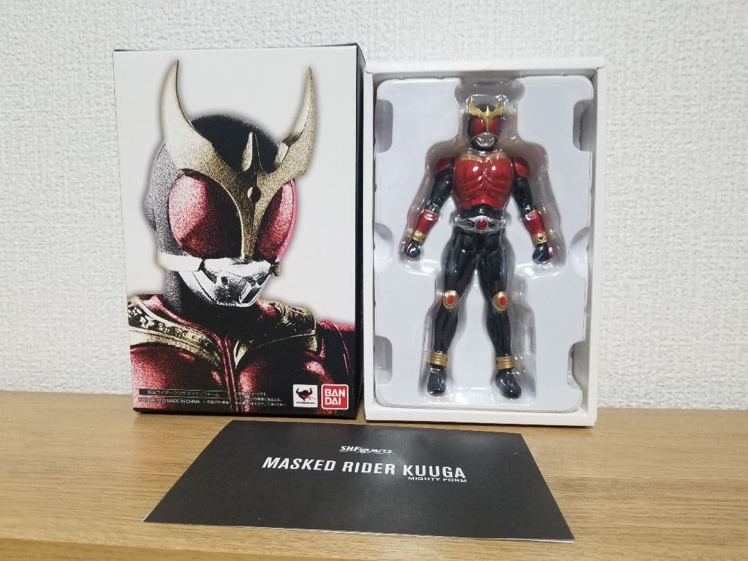 仮面ライダークウガ　真骨彫　マイティフォーム