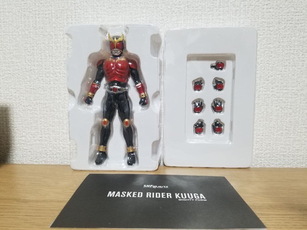 仮面ライダークウガ　真骨彫　マイティフォーム
