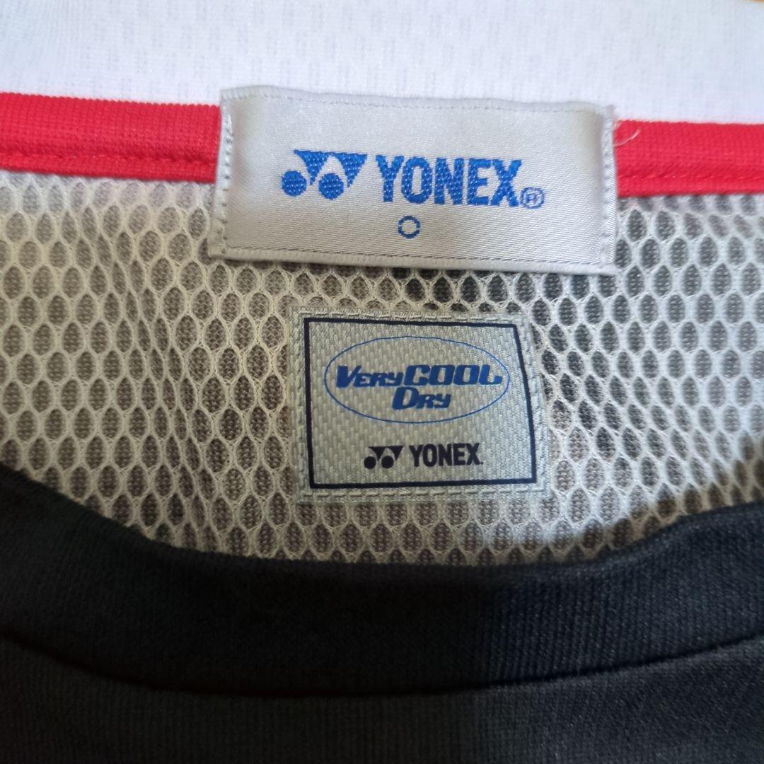 YONEX 半袖シャツ ブラック/ホワイト/レッド