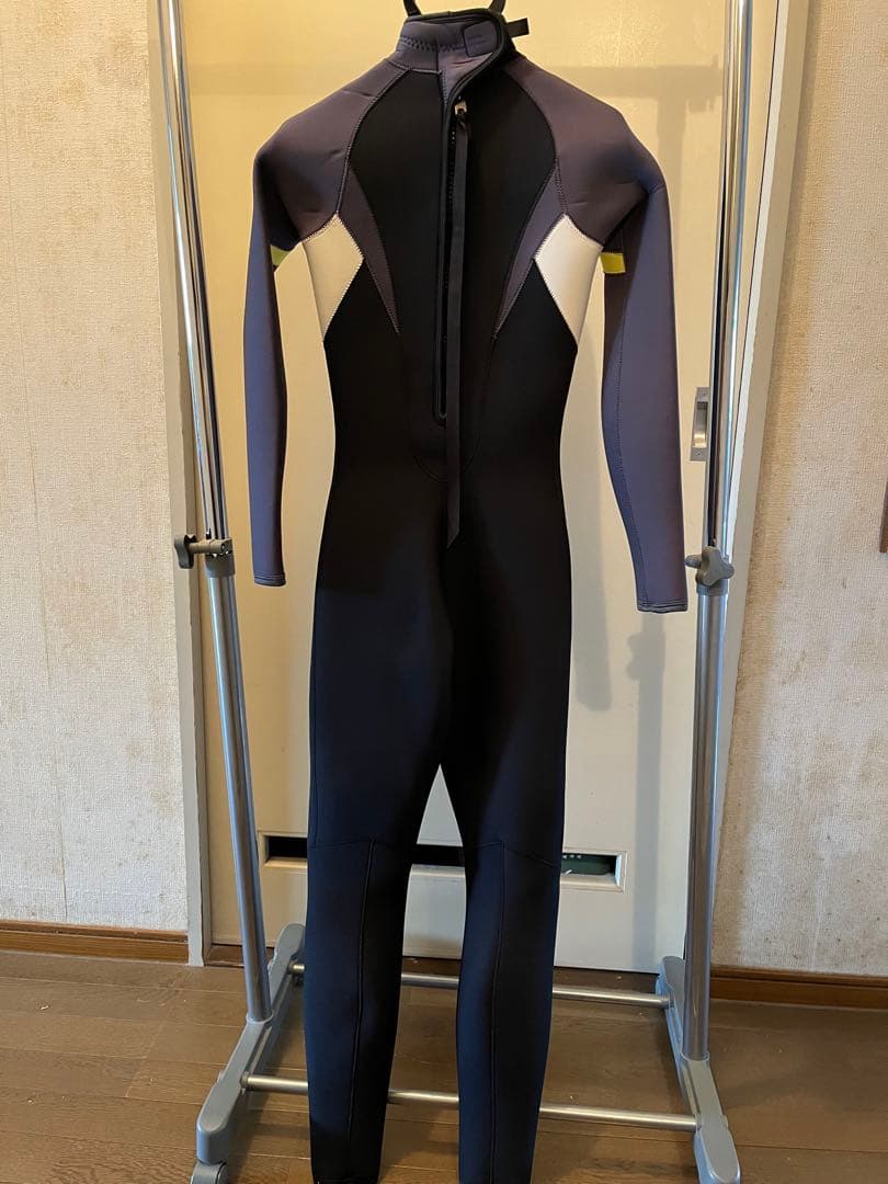 【処分価格】ウエットスーツ　ダイビング