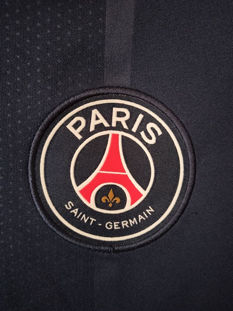 サッカー　パリサンジェルマン　上下セット