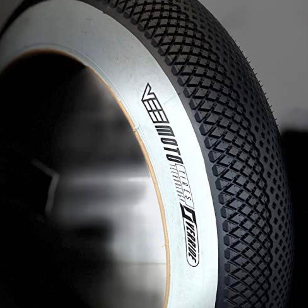 専用　vee tire speedster 20×4.0 ホワイト mate