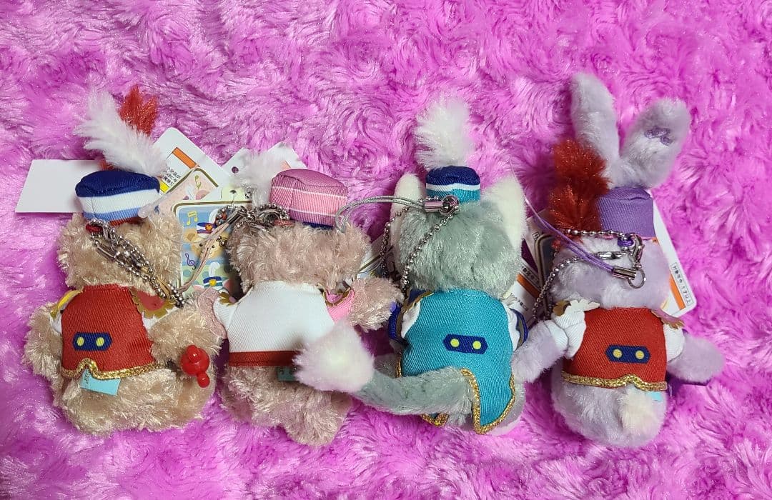 ダッフィー ハッピーマーチングファン ぬいぐるみストラップ♡