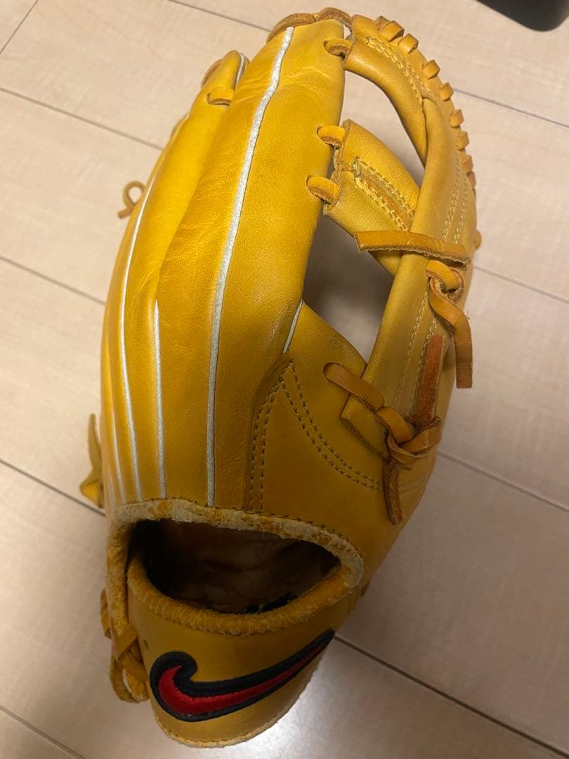 希少 NIKE ダイヤモンドブラスター　軟式 内野用 グローブ