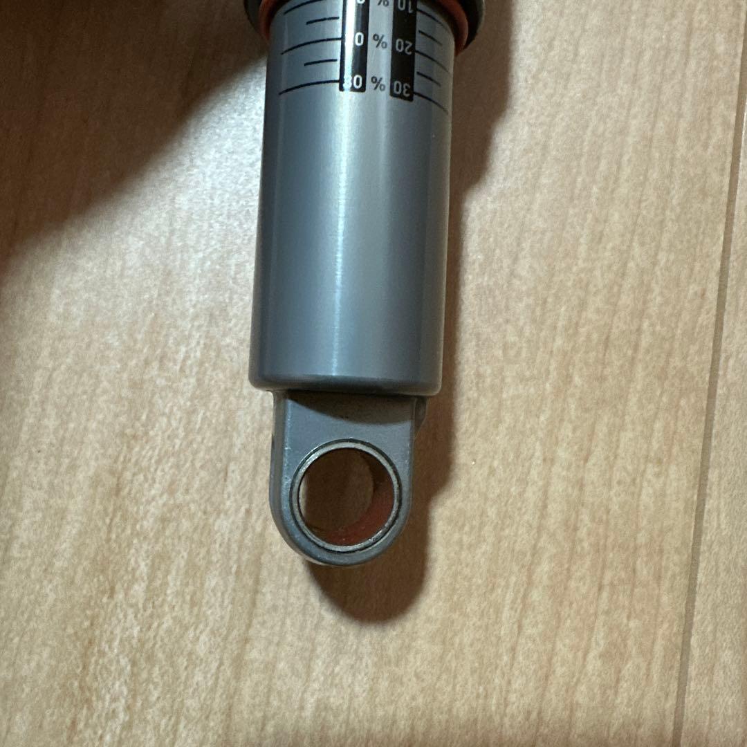 ROCK SHOX monarch RL 200×57 リアサスペンション