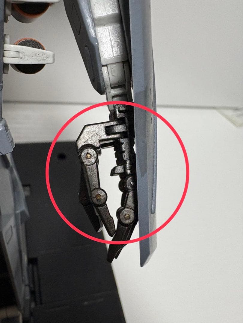 RIOBOT MGSV メタルギア サヘラントロプス　パーツ欠品あり