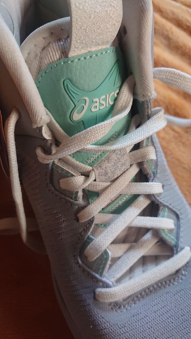 asicsバスケットボールシューズ