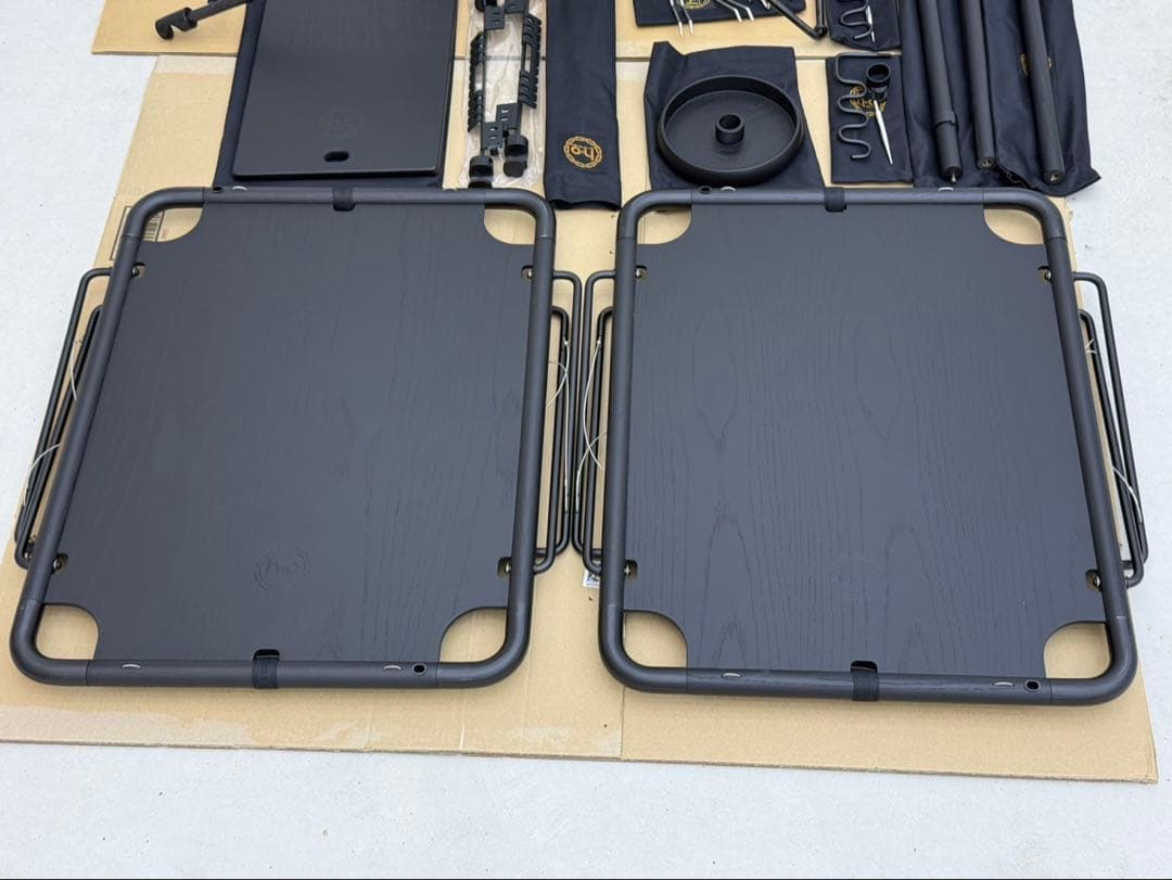 hxo design モジュラーテーブル Black AL Edition
