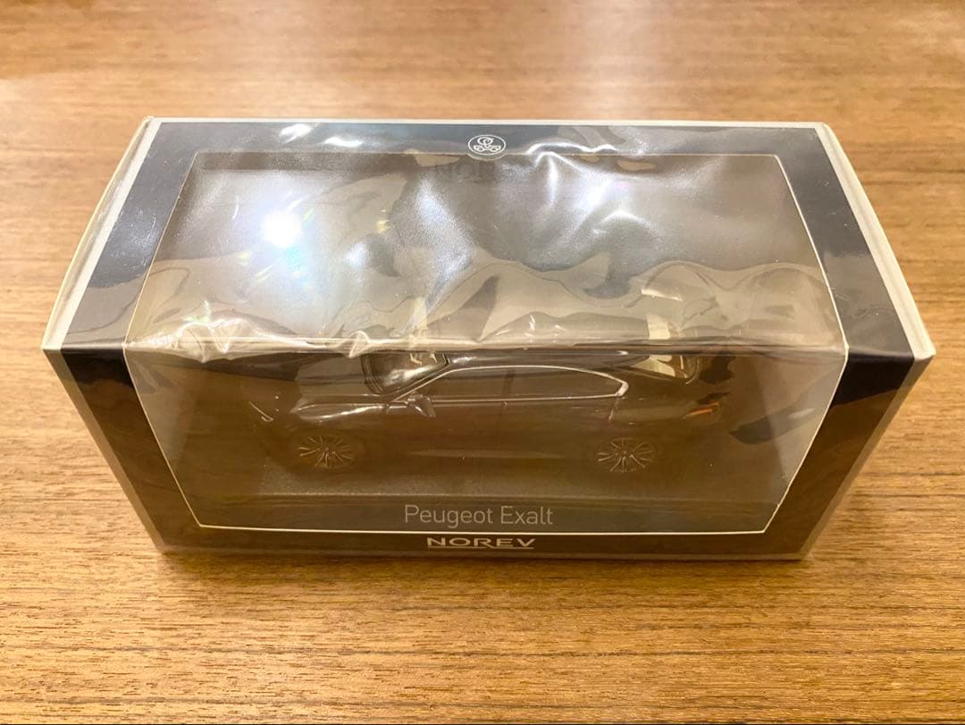 新品 希少！1/43 ノレブ プジョー エグザルト コンセプト 2015 ブルー