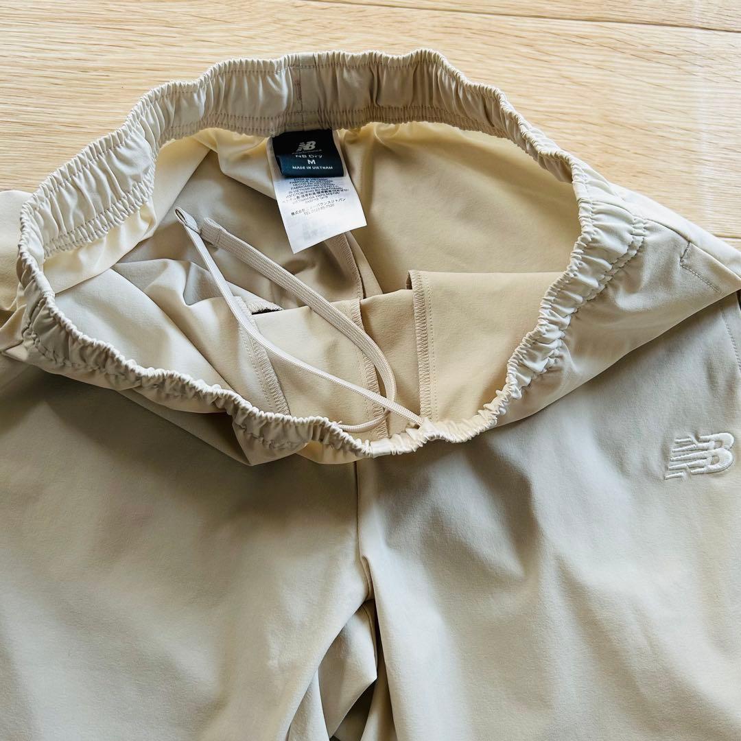 新品タグ付き New Balance ジャージ上下セットNBドライ　シャカシャカ