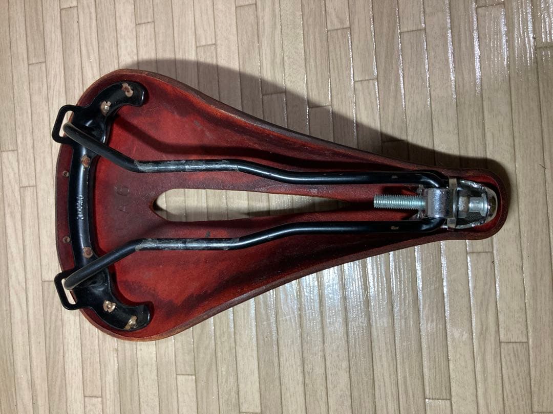 【ジャンク】BROOKS ブラウン レザーサドル