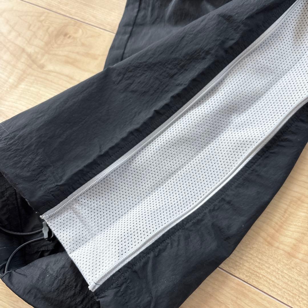 新品　アディダスオリジナル　メンズ　ウィンドブレーカーパンツ　軽量　XL