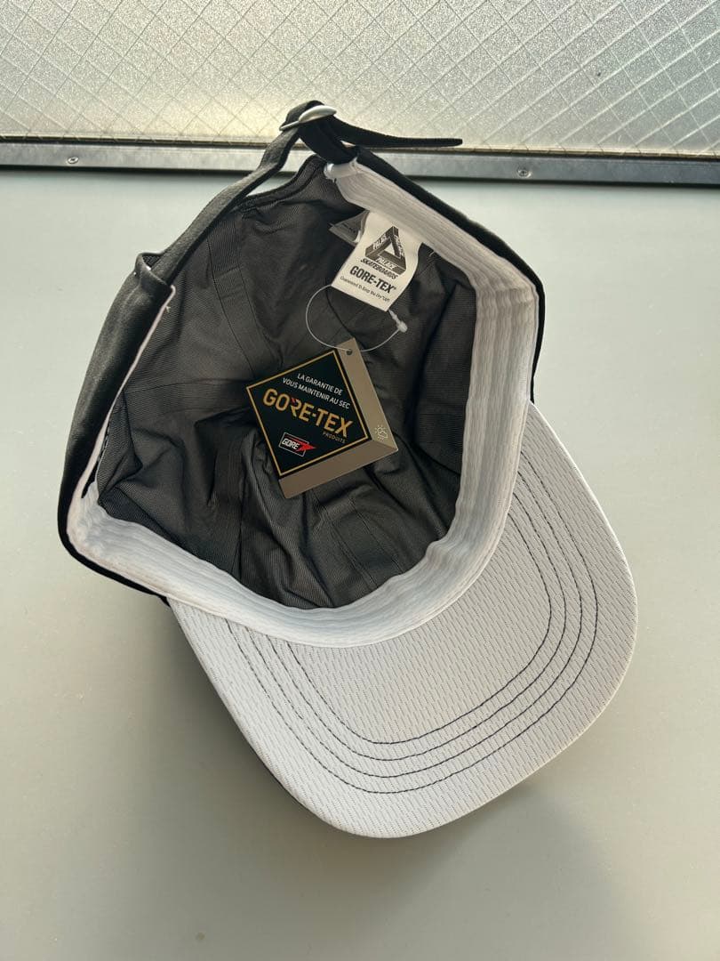 Palace GORE-TEX Golf 6-Panel WALES パレス
