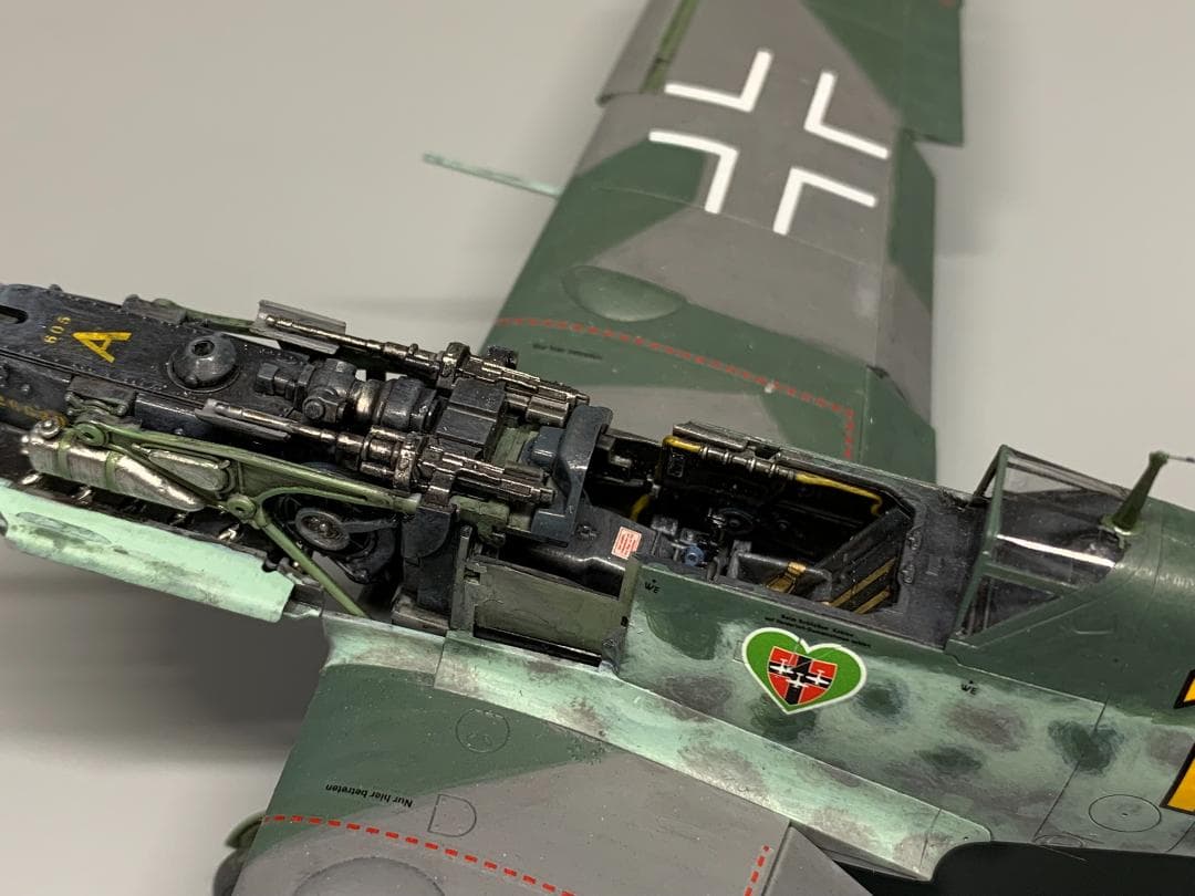 タミヤ1/48 メッサーシュミット Bf109 G-6 塗装済み完成品