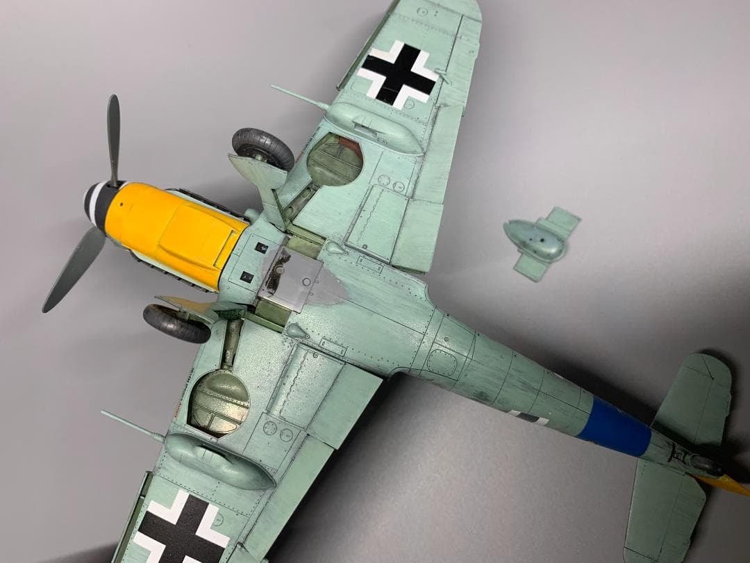 タミヤ1/48 メッサーシュミット Bf109 G-6 塗装済み完成品