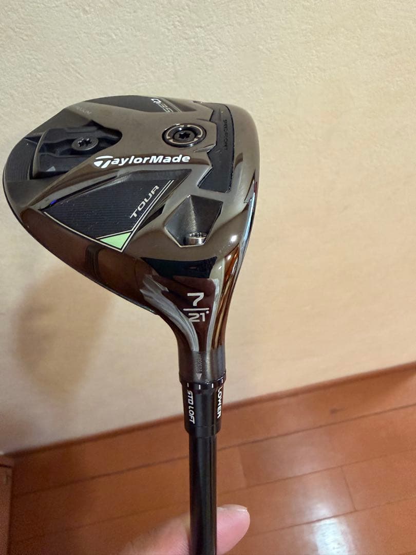 TaylorMade Qi35 TOUR 7番フェアウェイウッド 21°