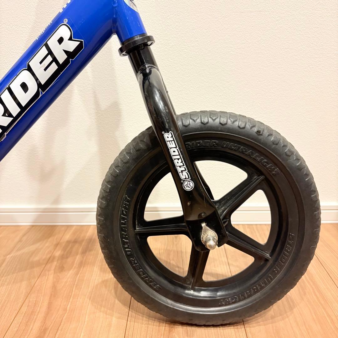 STRIDER！ストライダー12インチブルー青バランスバイクスポーツモデル