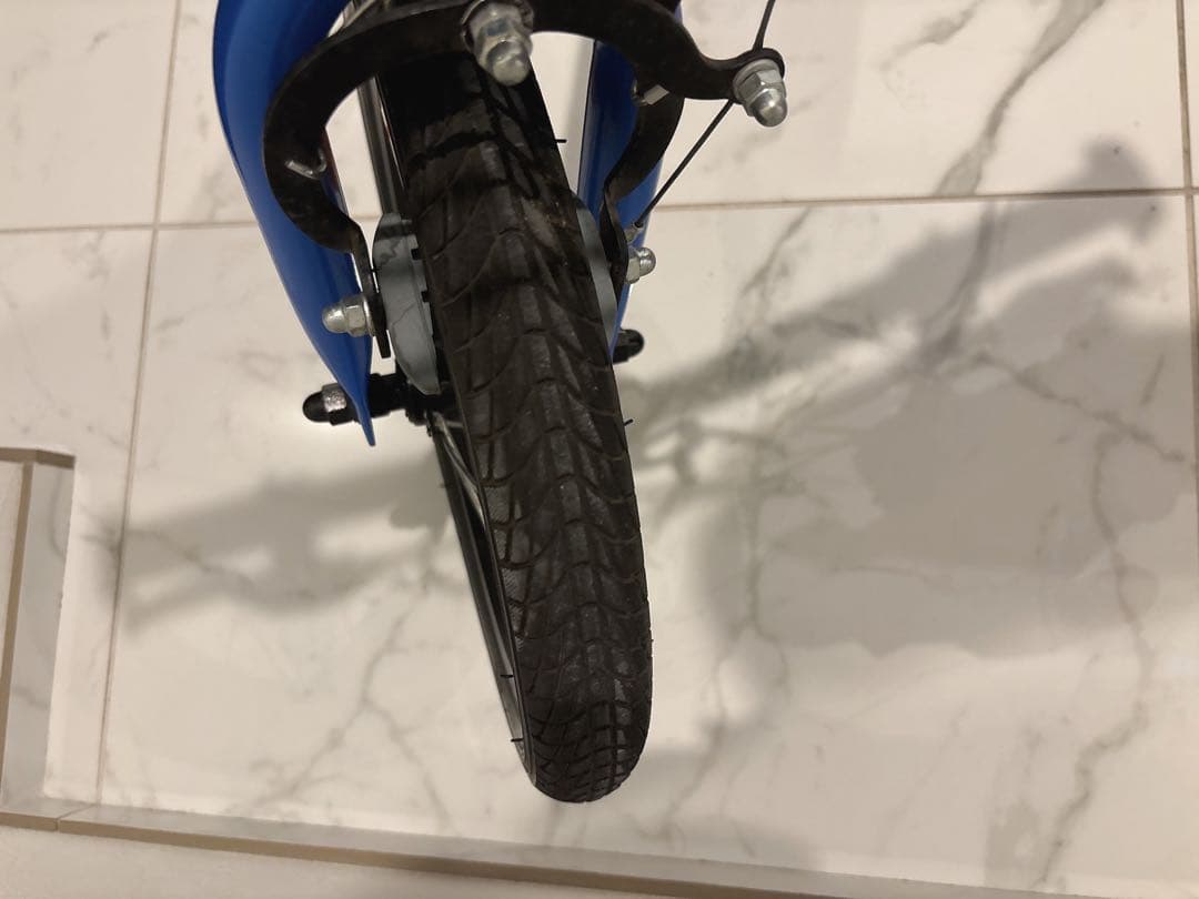 23区内引き渡し限定　STRIDER SPORT 14x バランスバイク 青
