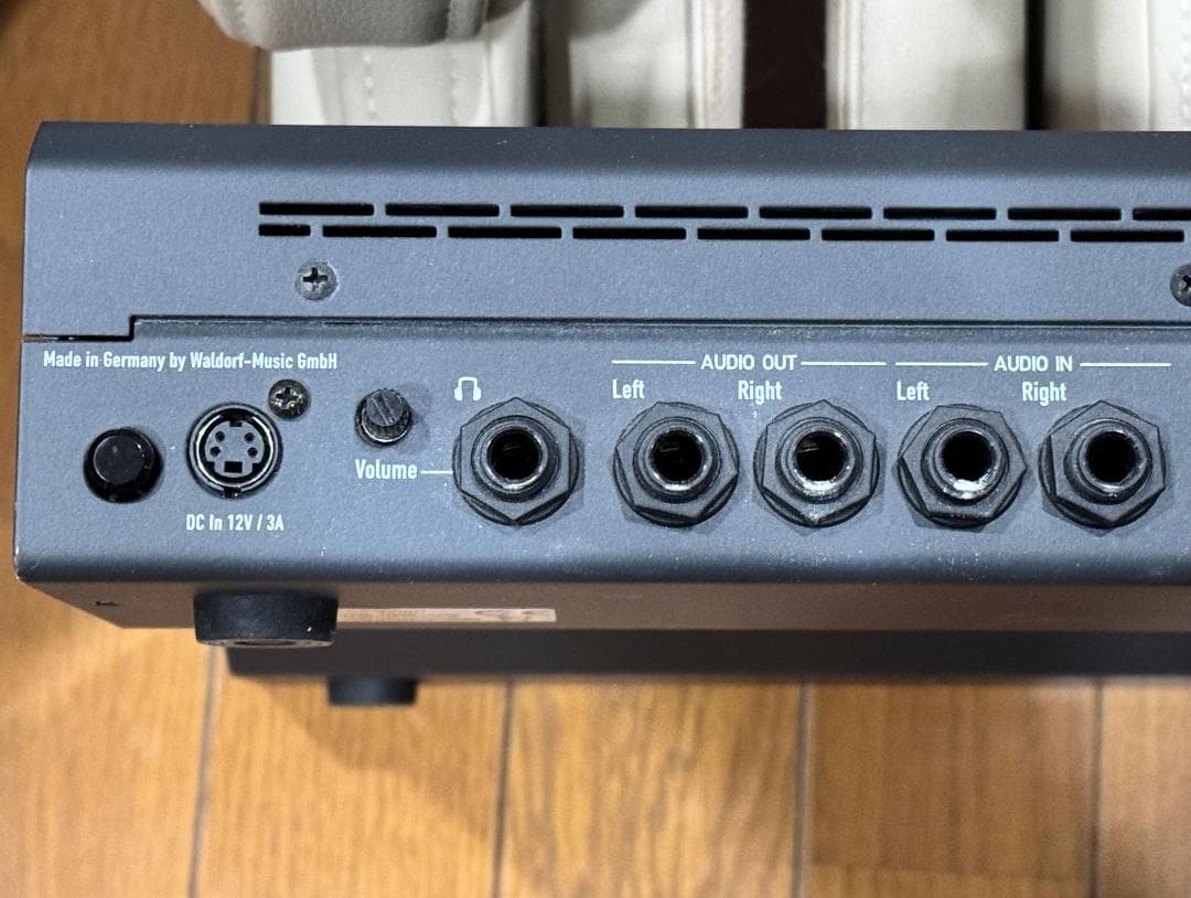 Waldorf Iridium 美品 DECKSAVER付