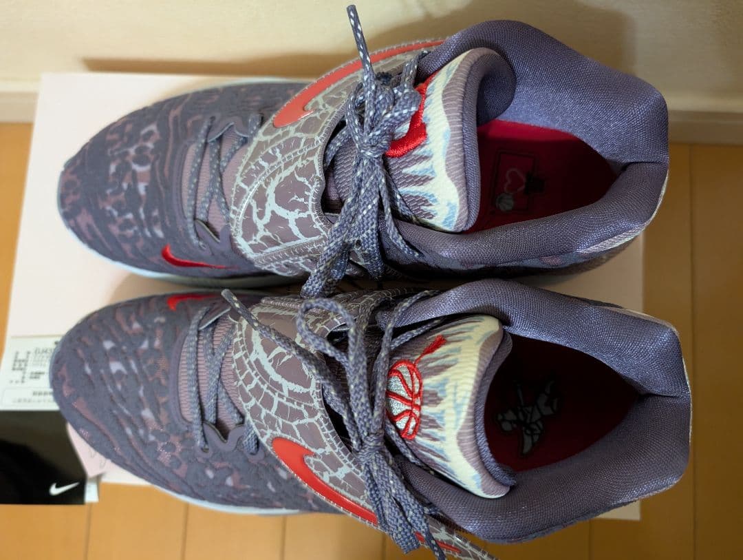 【美品】Nike KD14 Valentines day　バッシュ　箱付き