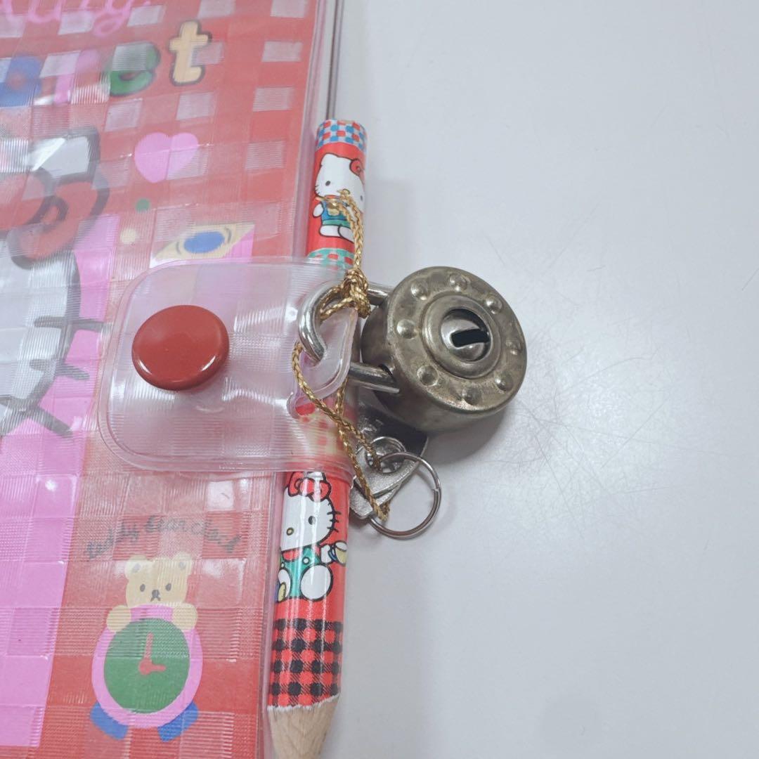 サンリオ ハローキティ My secret 鍵付きノート日記帳 ペン付き　レトロ