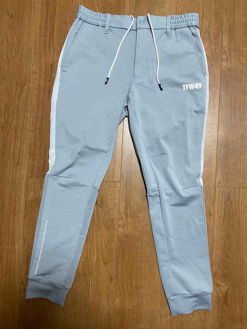 定価7.5万　TFW49 ジャージ　セットアップ　L M グレー　ゴルフ