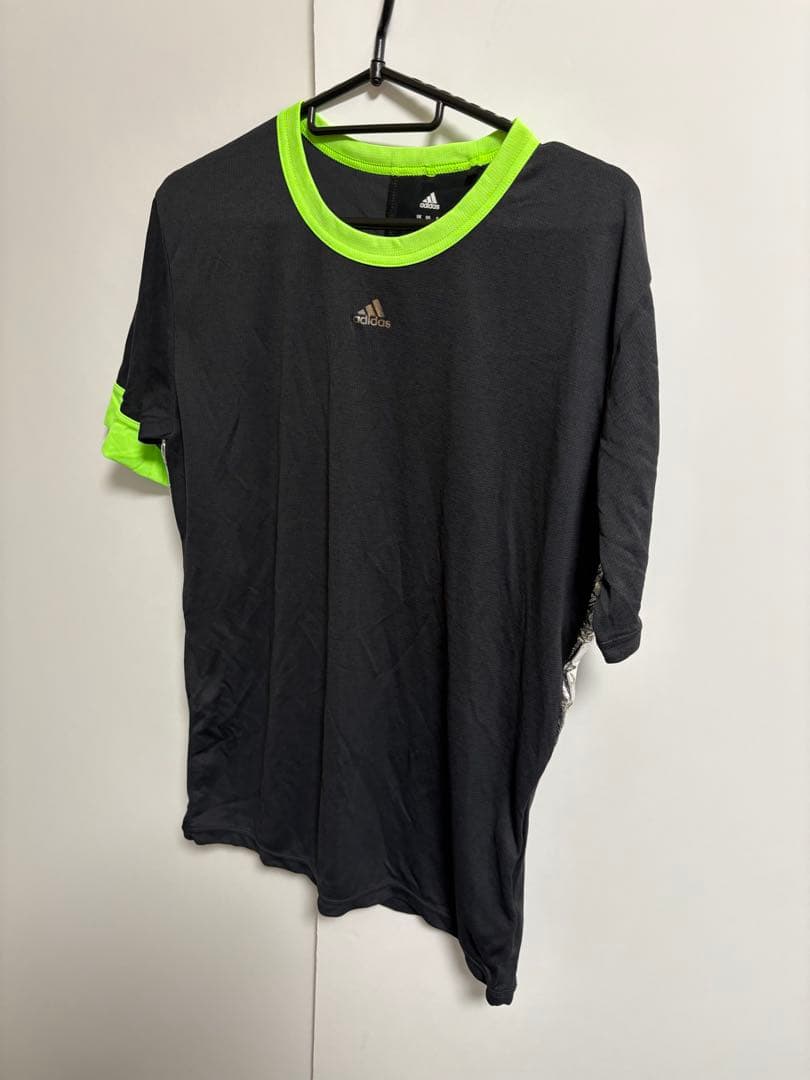 adidas by kolor シルバー箔 アシンメトリー Tシャツ アディダス
