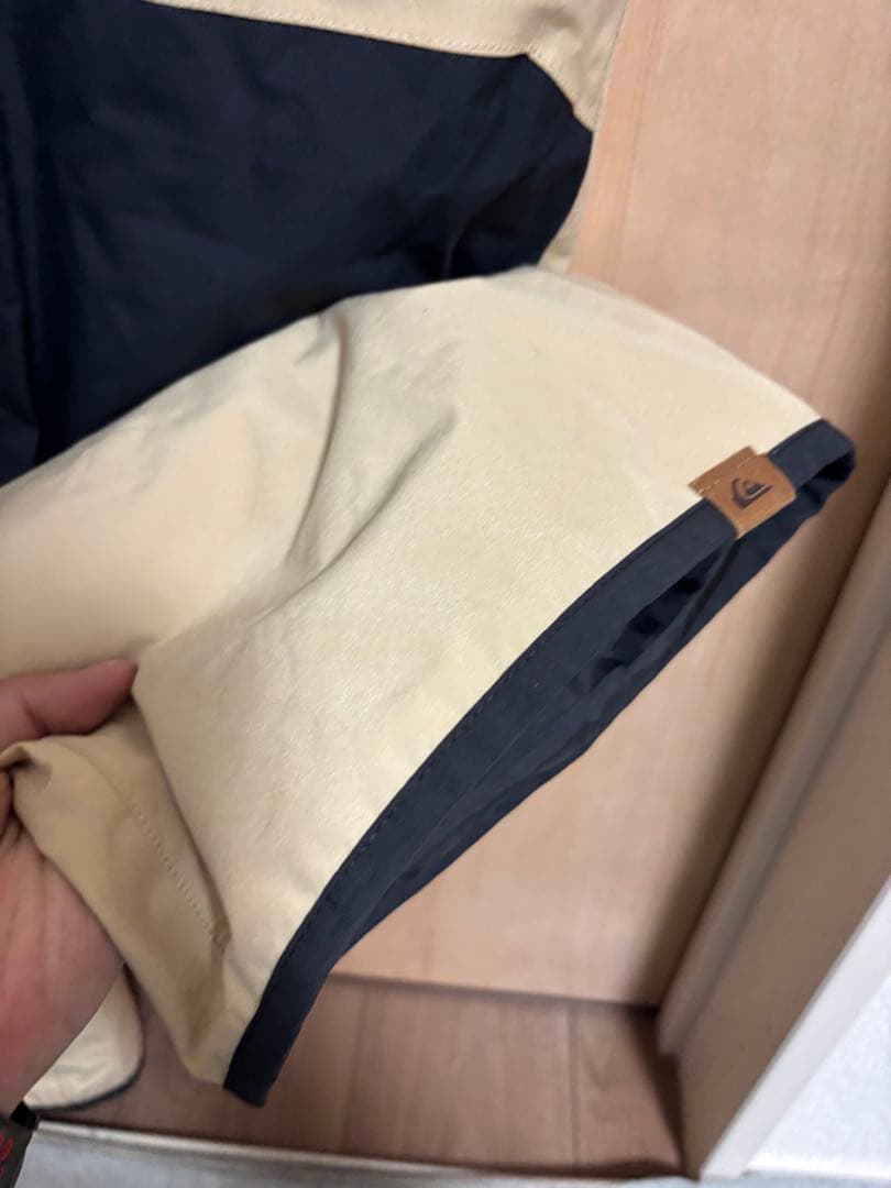 クイックシルバー　ビブパンツ　メンズ　Mサイズ オシャレ　ウェア