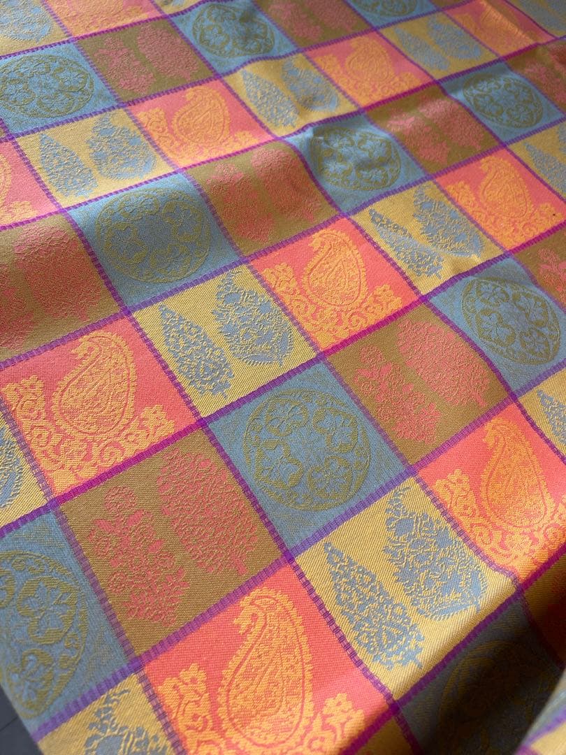 Jacquard ペイズリー チェック テーブルクロス