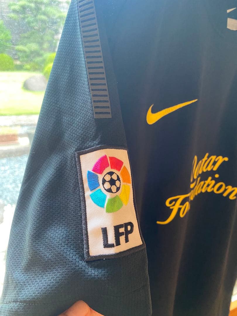 FC Barcelona Puyol 5番 シャツ 黒