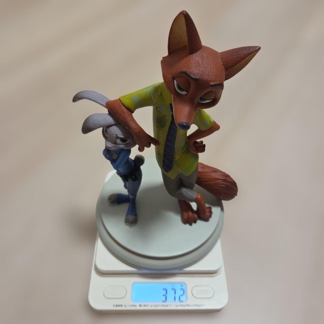 ズートピア 5周年記念 フィギュア 置物