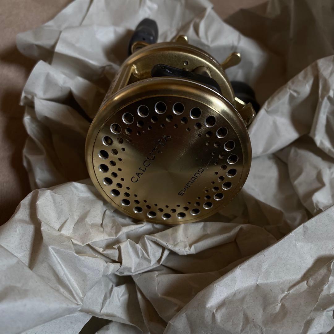 SHIMANO CALCUTTA ベイトリール ゴールド