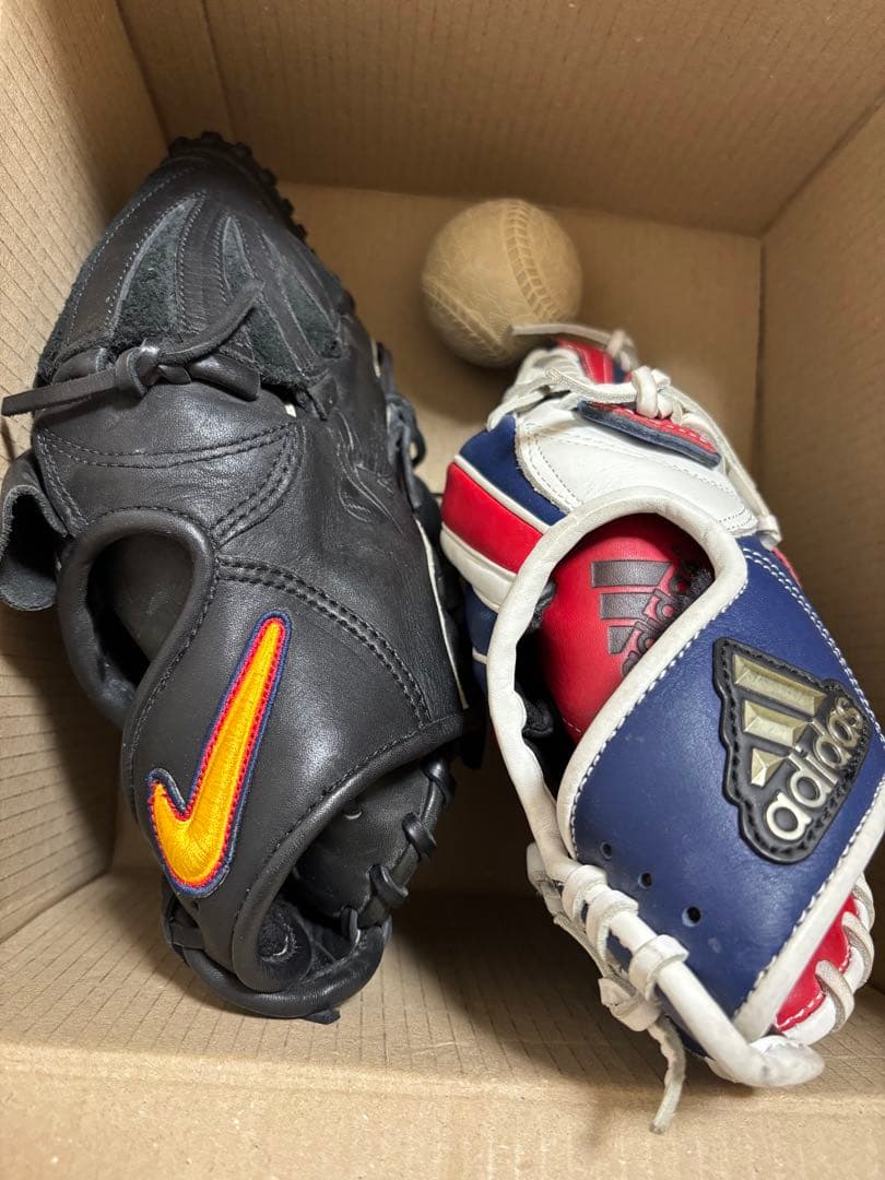 野球　グローブ　セットNIKE adidas アディダス　美品　グラブ　大人用